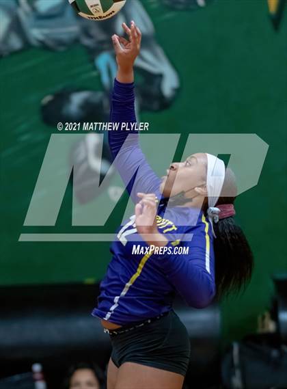 Thumbnail 1 in Jack Britt vs Pine Forest (Trojan Invitational Tournament) photogallery.