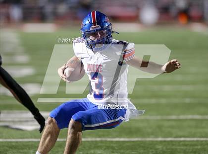Thumbnail 3 in Moore @ Mustang photogallery.