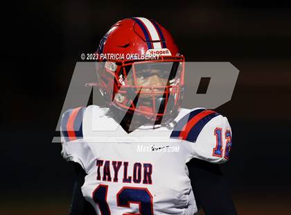 Thumbnail 2 in Alief Taylor @ Alief Hastings photogallery.