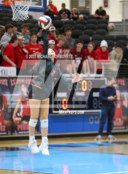 Thumbnail 1 in Lovejoy vs. Liberty (UIL 5A D2 Regional Final) photogallery.