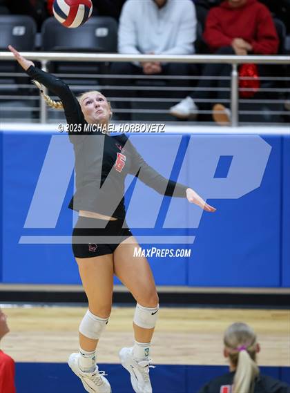 Thumbnail 3 in Lovejoy vs. Liberty (UIL 5A D2 Regional Final) photogallery.