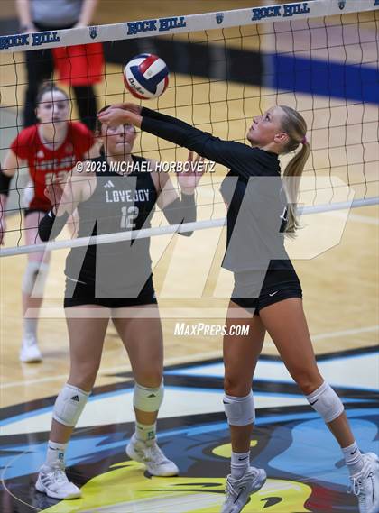 Thumbnail 2 in Lovejoy vs. Liberty (UIL 5A D2 Regional Final) photogallery.