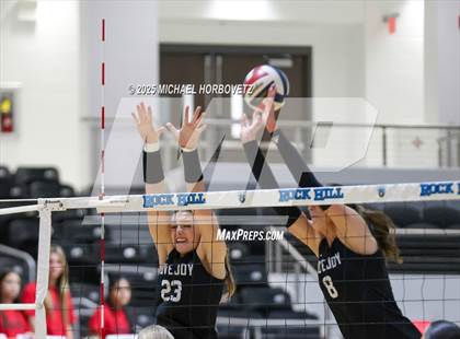 Thumbnail 1 in Lovejoy vs. Liberty (UIL 5A D2 Regional Final) photogallery.