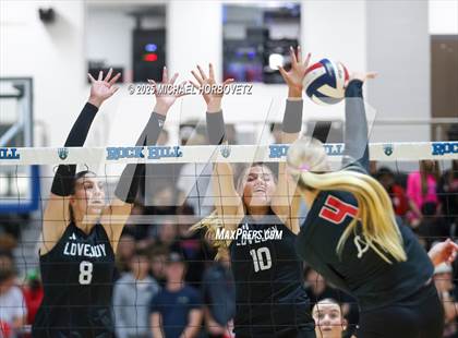 Thumbnail 2 in Lovejoy vs. Liberty (UIL 5A D2 Regional Final) photogallery.