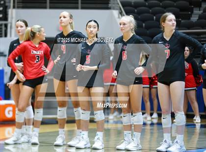 Thumbnail 1 in Lovejoy vs. Liberty (UIL 5A D2 Regional Final) photogallery.