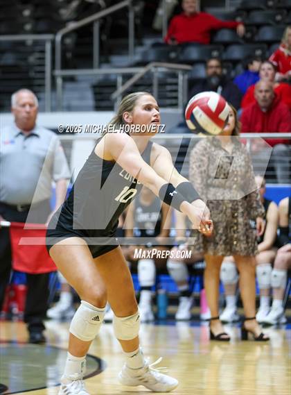 Thumbnail 1 in Lovejoy vs. Liberty (UIL 5A D2 Regional Final) photogallery.