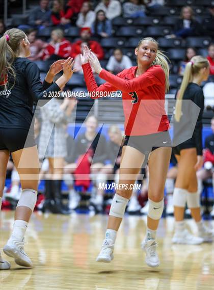 Thumbnail 3 in Lovejoy vs. Liberty (UIL 5A D2 Regional Final) photogallery.