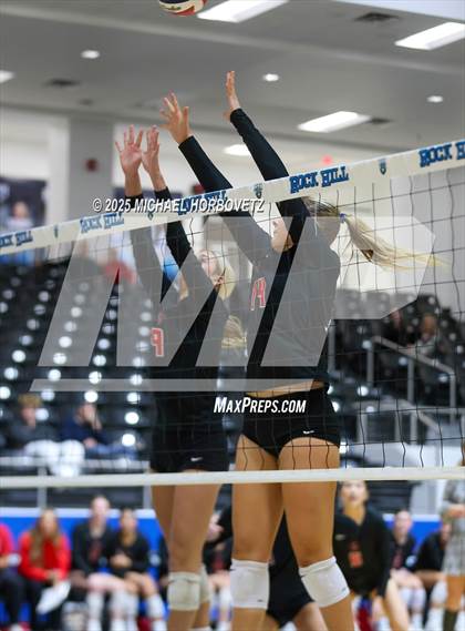 Thumbnail 2 in Lovejoy vs. Liberty (UIL 5A D2 Regional Final) photogallery.