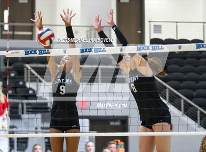 Thumbnail 2 in Lovejoy vs. Liberty (UIL 5A D2 Regional Final) photogallery.