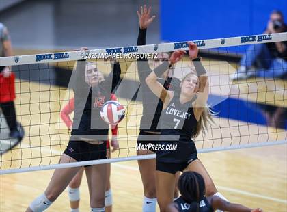 Thumbnail 1 in Lovejoy vs. Liberty (UIL 5A D2 Regional Final) photogallery.