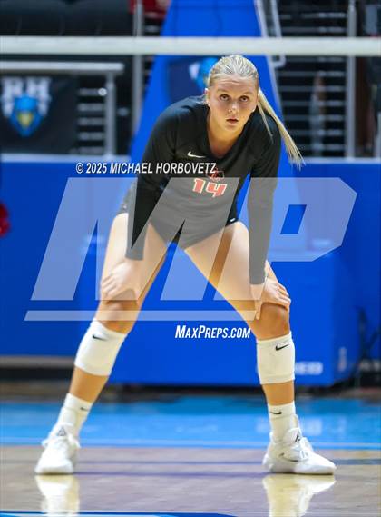 Thumbnail 3 in Lovejoy vs. Liberty (UIL 5A D2 Regional Final) photogallery.