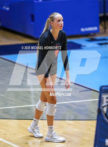 Thumbnail 3 in Lovejoy vs. Liberty (UIL 5A D2 Regional Final) photogallery.