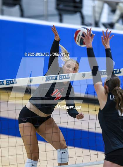 Thumbnail 2 in Lovejoy vs. Liberty (UIL 5A D2 Regional Final) photogallery.
