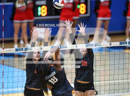 Thumbnail 1 in Lovejoy vs. Liberty (UIL 5A D2 Regional Final) photogallery.