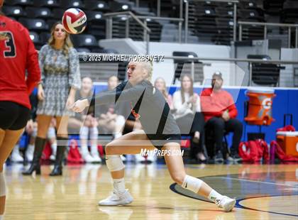Thumbnail 3 in Lovejoy vs. Liberty (UIL 5A D2 Regional Final) photogallery.