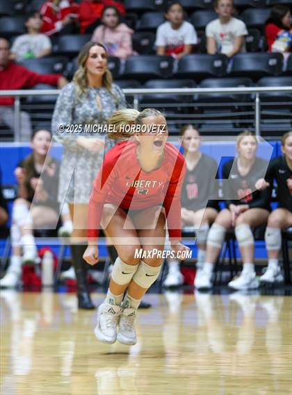 Thumbnail 1 in Lovejoy vs. Liberty (UIL 5A D2 Regional Final) photogallery.