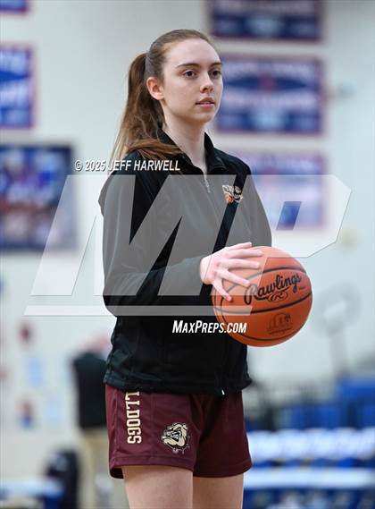 Thumbnail 1 in Stow-Munroe Falls vs. Medina (OHSAA Division 1 District Final) photogallery.