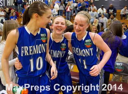 Thumbnail 3 in Miami vs. Fremont (Dick's Sporting Goods National Tournament) photogallery.