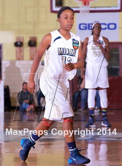 Thumbnail 1 in Miami vs. Fremont (Dick's Sporting Goods National Tournament) photogallery.