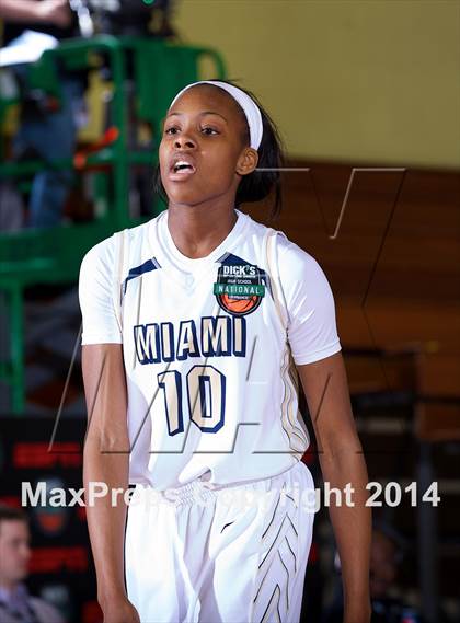 Thumbnail 3 in Miami vs. Fremont (Dick's Sporting Goods National Tournament) photogallery.