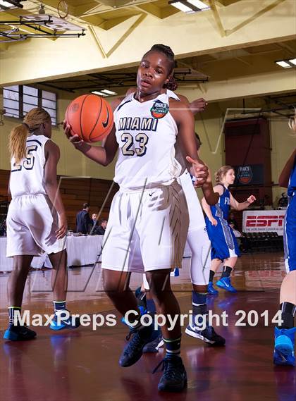 Thumbnail 3 in Miami vs. Fremont (Dick's Sporting Goods National Tournament) photogallery.