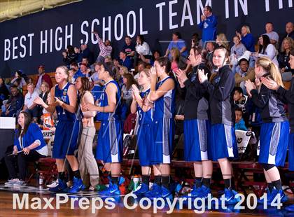 Thumbnail 3 in Miami vs. Fremont (Dick's Sporting Goods National Tournament) photogallery.