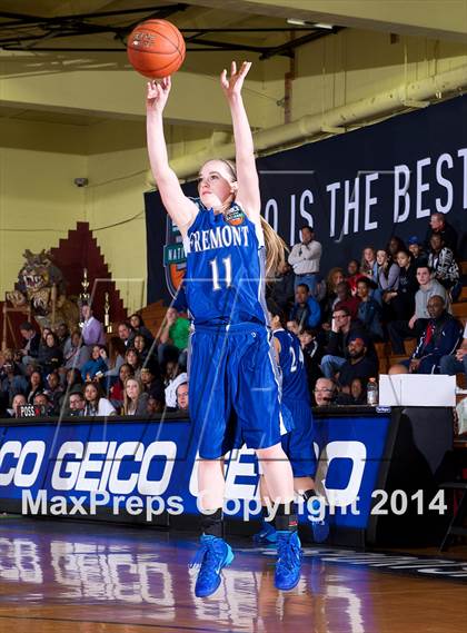 Thumbnail 3 in Miami vs. Fremont (Dick's Sporting Goods National Tournament) photogallery.