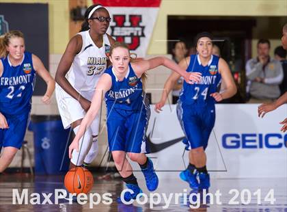 Thumbnail 1 in Miami vs. Fremont (Dick's Sporting Goods National Tournament) photogallery.