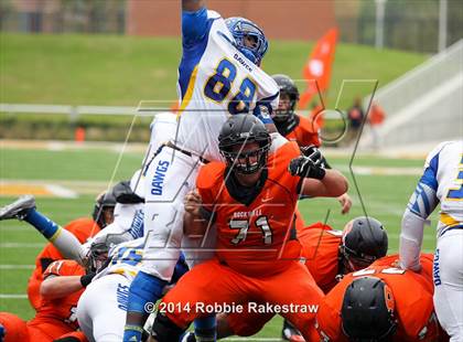 Thumbnail 3 in Rockwall vs. Copperas Cove (UIL 6A Division 2 Region 2 Bi-District) photogallery.