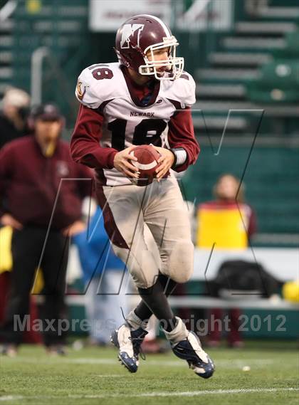 Thumbnail 1 in East Rochester-Gananda vs. Newark (Section 5 Class B Semifinal) photogallery.