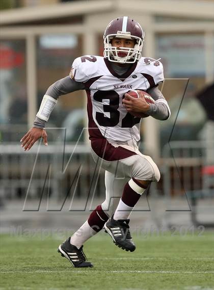 Thumbnail 2 in East Rochester-Gananda vs. Newark (Section 5 Class B Semifinal) photogallery.