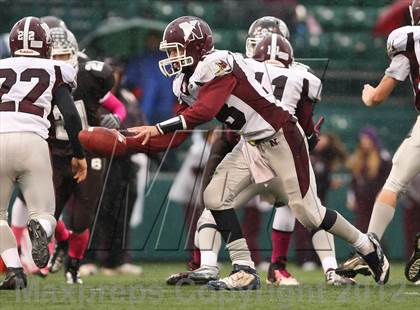 Thumbnail 1 in East Rochester-Gananda vs. Newark (Section 5 Class B Semifinal) photogallery.