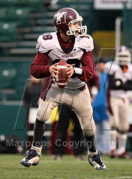 Thumbnail 2 in East Rochester-Gananda vs. Newark (Section 5 Class B Semifinal) photogallery.