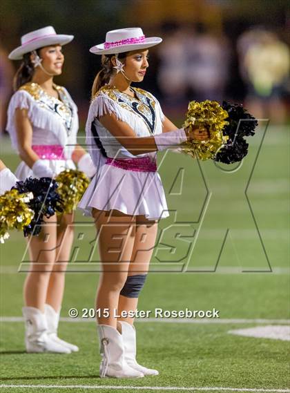 Thumbnail 3 in Alamo Heights vs Seguin photogallery.