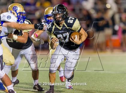 Thumbnail 2 in Alamo Heights vs Seguin photogallery.