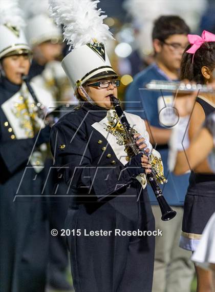 Thumbnail 3 in Alamo Heights vs Seguin photogallery.