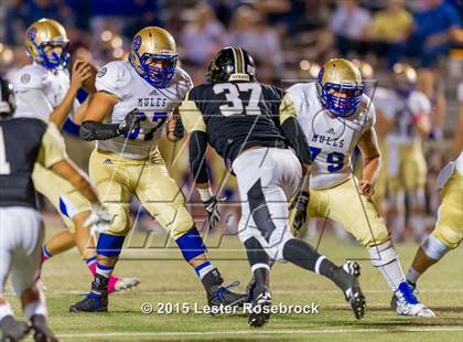 Thumbnail 2 in Alamo Heights vs Seguin photogallery.
