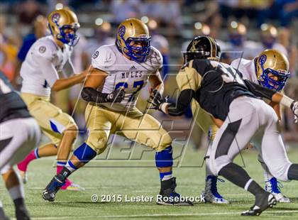 Thumbnail 1 in Alamo Heights vs Seguin photogallery.