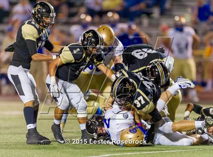 Thumbnail 2 in Alamo Heights vs Seguin photogallery.
