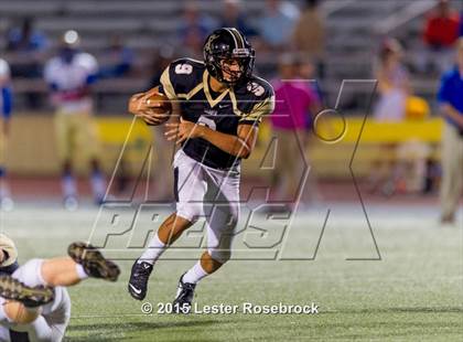 Thumbnail 3 in Alamo Heights vs Seguin photogallery.
