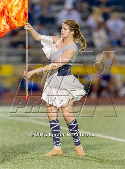 Thumbnail 2 in Alamo Heights vs Seguin photogallery.