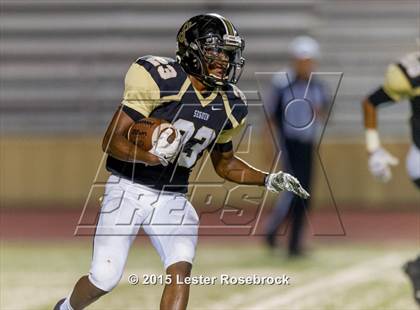 Thumbnail 3 in Alamo Heights vs Seguin photogallery.