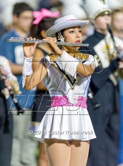Thumbnail 2 in Alamo Heights vs Seguin photogallery.
