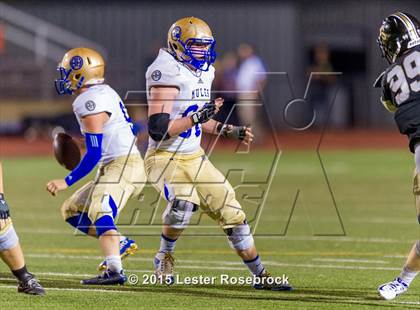 Thumbnail 2 in Alamo Heights vs Seguin photogallery.