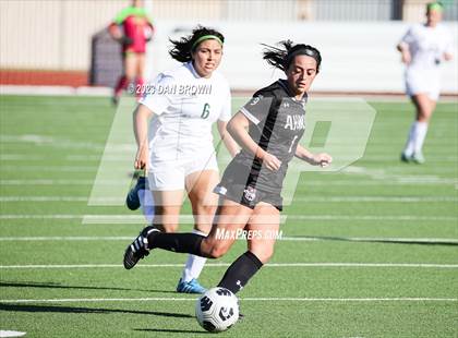 Thumbnail 3 in Longview vs. Wylie (Andie Studley Memorial Showcase) photogallery.