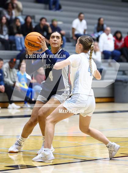Thumbnail 3 in Clovis East @ Clovis North photogallery.