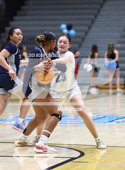 Thumbnail 2 in Clovis East @ Clovis North photogallery.