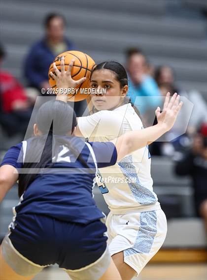 Thumbnail 3 in Clovis East @ Clovis North photogallery.