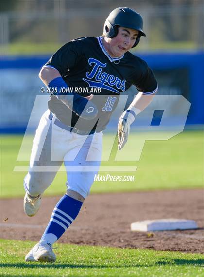 Thumbnail 1 in Liberty Creek vs Gordonsville photogallery.