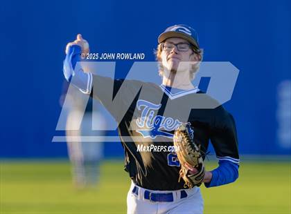Thumbnail 3 in Liberty Creek vs Gordonsville photogallery.